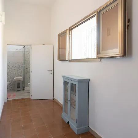 Semesterbostad Casa Domitia Latiano