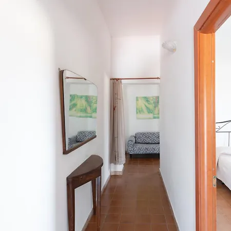 Casa Domitia *