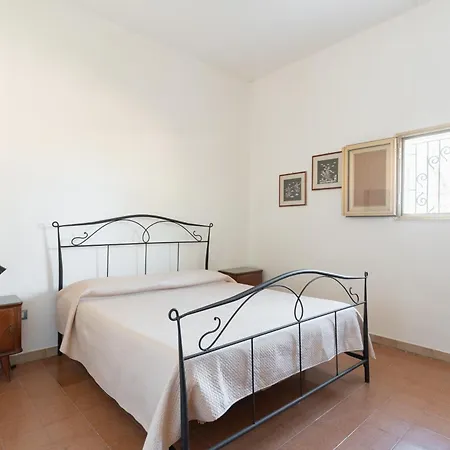 Casa Domitia *